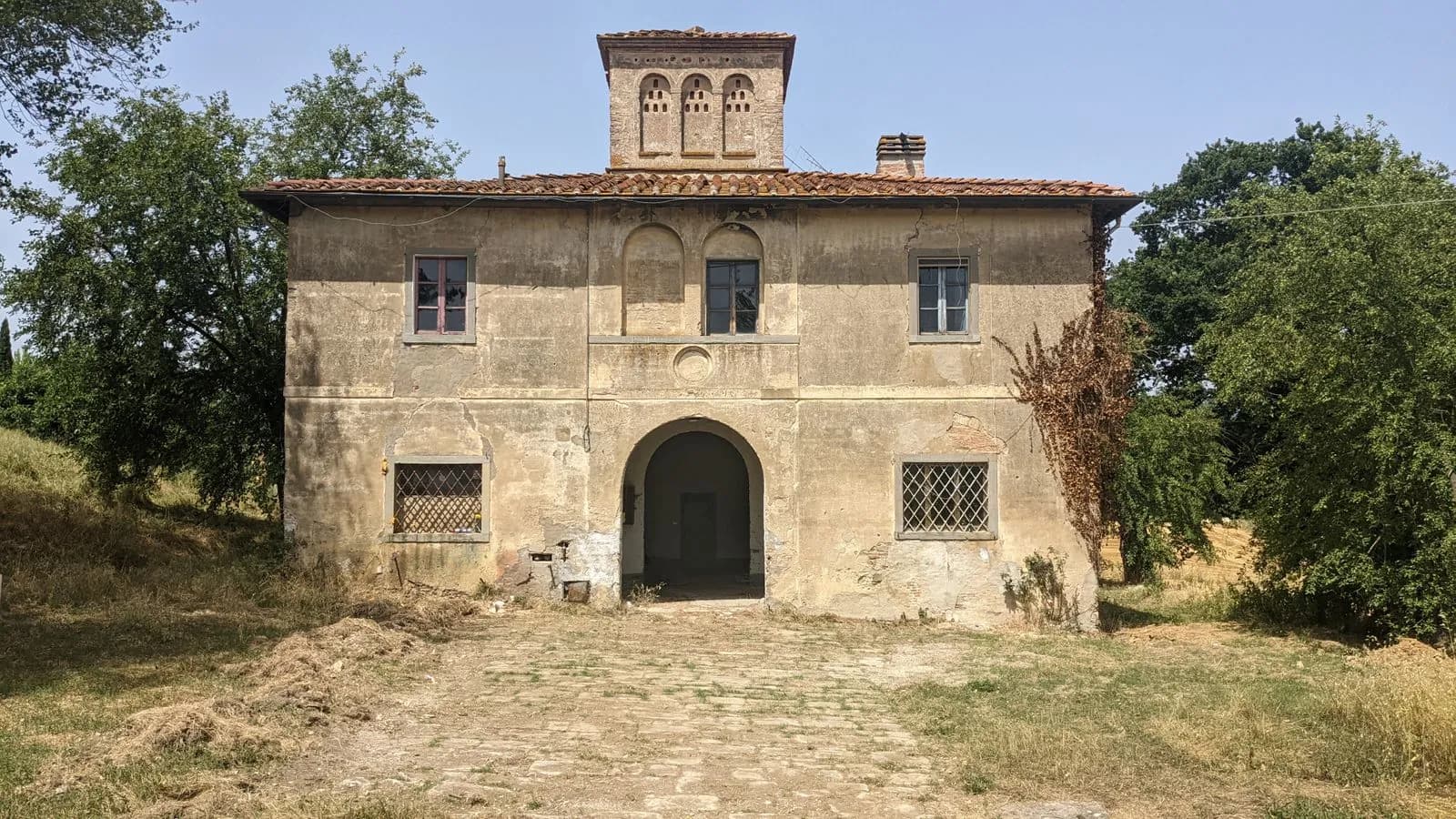 Ferme en pierre traditionnelle campagne italienne